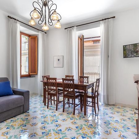 Comfy Apt 4 Sleeps Right In The Centre Península Sorrentina Exterior foto