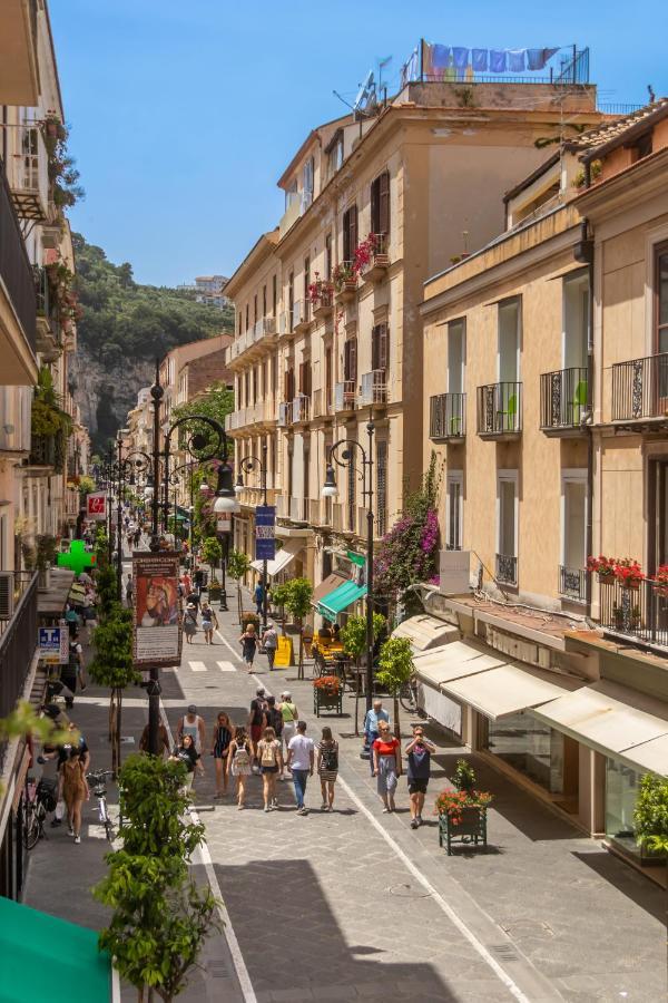 Comfy Apt 4 Sleeps Right In The Centre Península Sorrentina Exterior foto